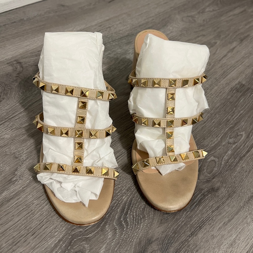 French some New York foster stud sandals